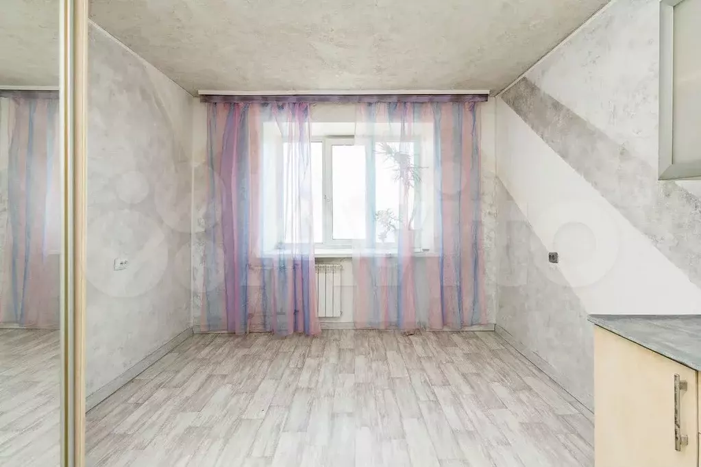 Комната 13,9 м в 1-к., 2/5 эт. - Фото 1