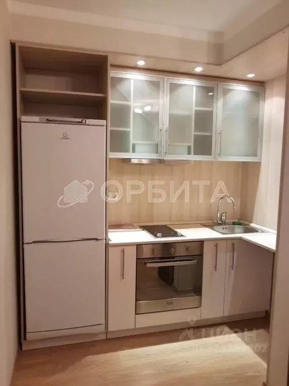 Студия Тюменская область, Тюмень ул. Ю.-Р.Г. Эрвье, 24к1 (29.4 м) - Фото 1