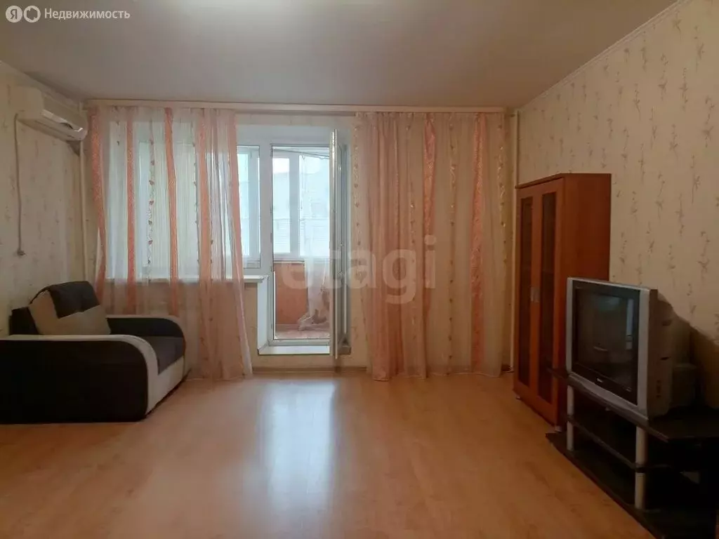 2-комнатная квартира: Энгельс, проспект Фридриха Энгельса, 69А (80.7 ... - Фото 1