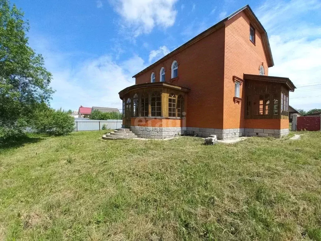 Дом в Нижегородская область, с. Дивеево ул. Есенина, 11 (354 м) - Фото 1