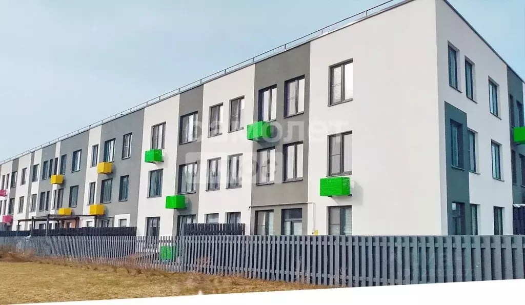 3-к кв. Калужская область, Калуга ул. Белые Росы, 3 (95.0 м) - Фото 1