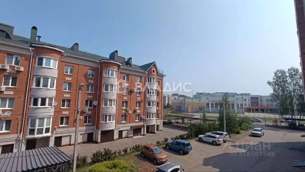 2-к кв. Владимирская область, Ковров Еловая ул., 84/4 (76.5 м) - Фото 2