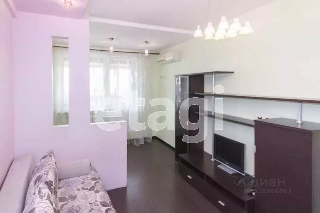 2-к кв. Тюменская область, Тюмень ул. Федюнинского, 7к1 (86.6 м) - Фото 1