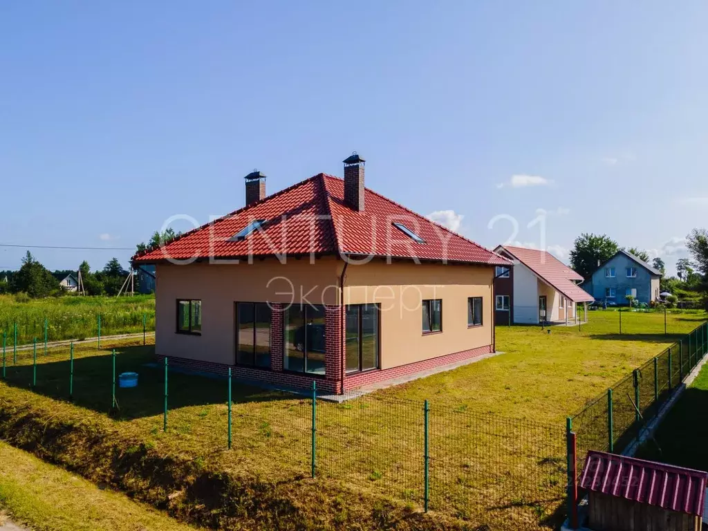 Дом в Калининградская область, Гурьевский муниципальный округ, пос. ... - Фото 1