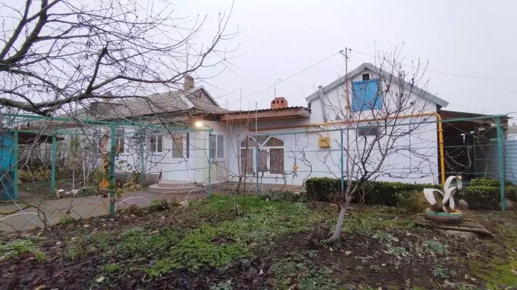 Дом в Краснодарский край, Красноармейский район, Октябрьское с/пос, ... - Фото 1