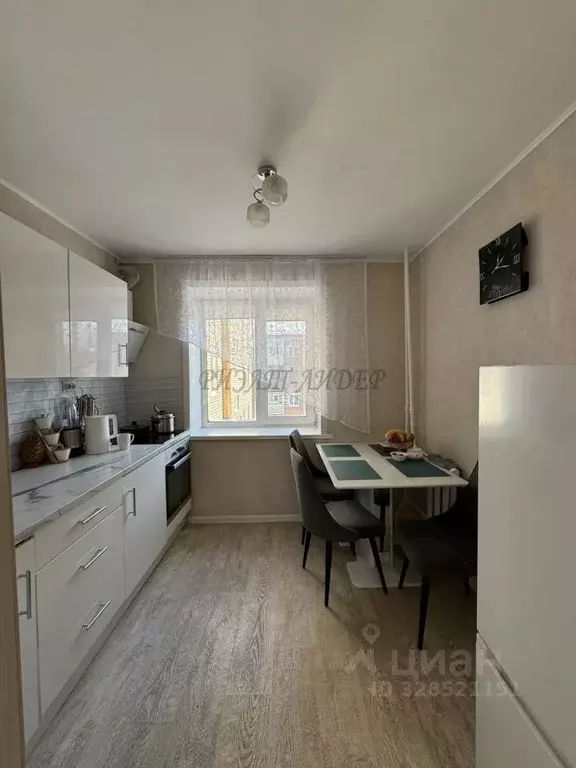 3-к кв. Алтай, Горно-Алтайск Коммунистический просп., 75 (63.5 м) - Фото 1