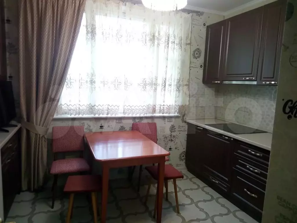 3-к. квартира, 68 м, 1/14 эт. - Фото 0