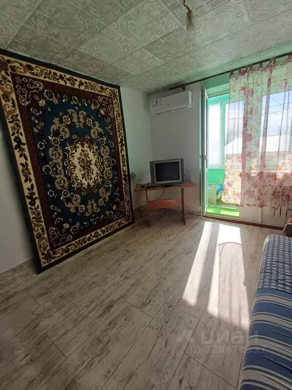 2-к кв. Крым, Симферопольский район, Гвардейское пгт ул. Карла Маркса, ... - Фото 1