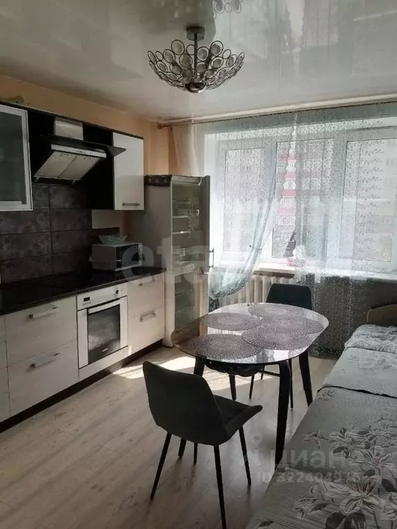 2-к кв. Тюменская область, Тюмень Широтная ул., 165к3 (67.0 м) - Фото 0