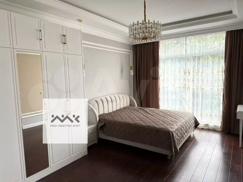 3-к. квартира, 113 м, 3/7 эт. - Фото 0