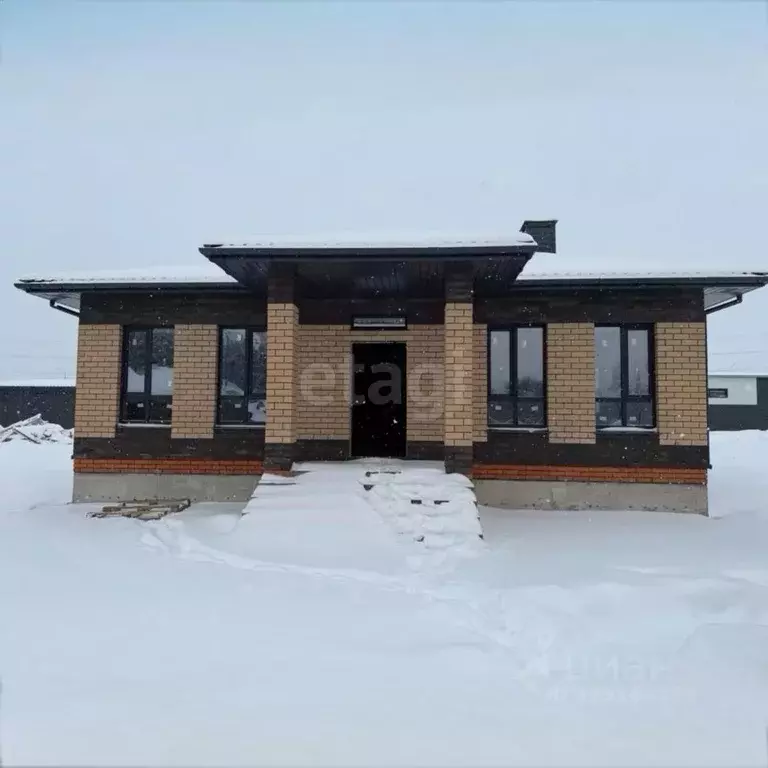 Дом в Башкортостан, Иглинский район, с. Акбердино ул. Валентины ... - Фото 2