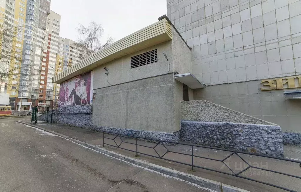 Помещение свободного назначения в Свердловская область, Екатеринбург ... - Фото 2