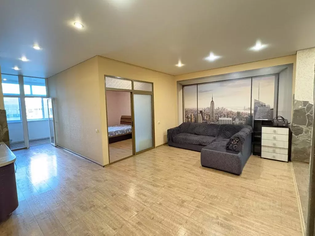 1-к кв. Краснодарский край, Новороссийск ул. Карамзина, 27А (65.1 м) - Фото 1