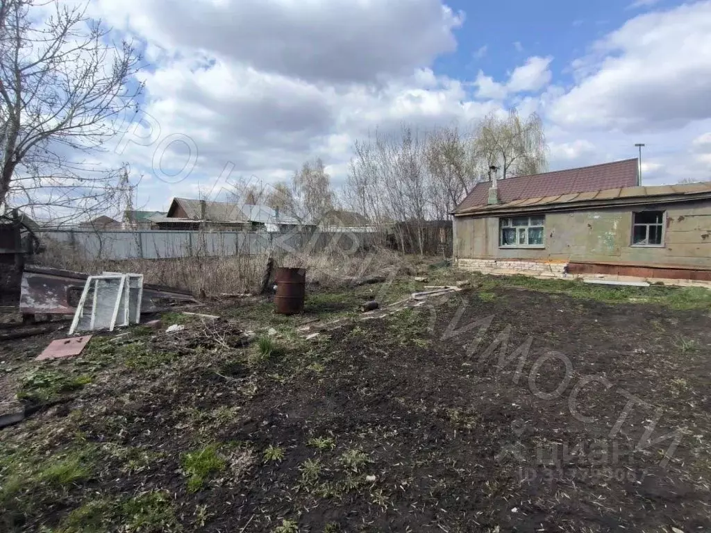 Дом в Саратовская область, Балашов ул. Щербакова, 3 (75 м) - Фото 1