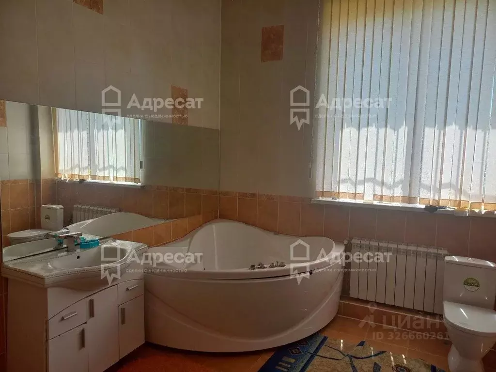 Дом в Волгоградская область, Волгоград Гранатовая ул. (285 м) - Фото 2