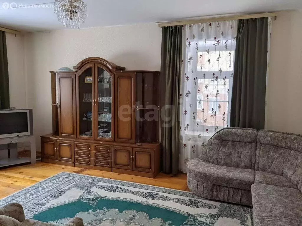 2-комнатная квартира: Чебоксары, Цивильская улица, 9 (70.8 м) - Фото 1