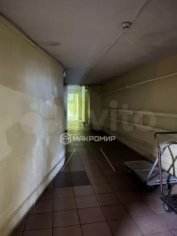 Продам помещение свободного назначения, 978 м - Фото 1