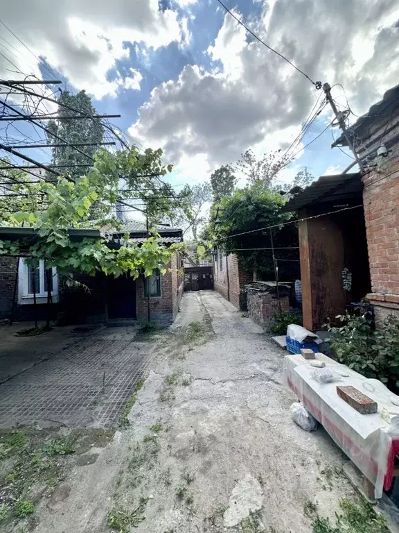 Дом в Ростовская область, Ростов-на-Дону, Нахичевань ул. 20-я Линия, ... - Фото 0