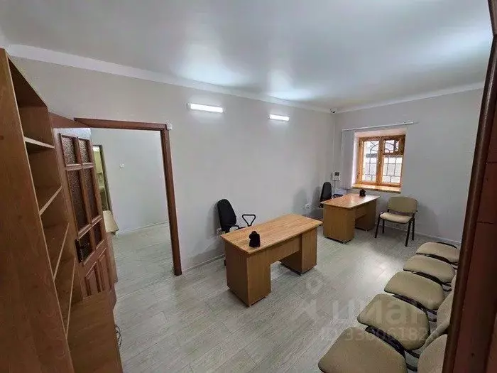 Офис в Севастополь ул. Ленина, 5 (40 м) - Фото 2