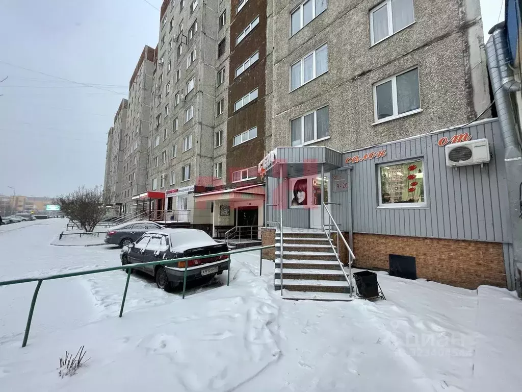 Торговая площадь в Тюменская область, Тюмень ул. Мельникайте, 127Ак2 ... - Фото 2