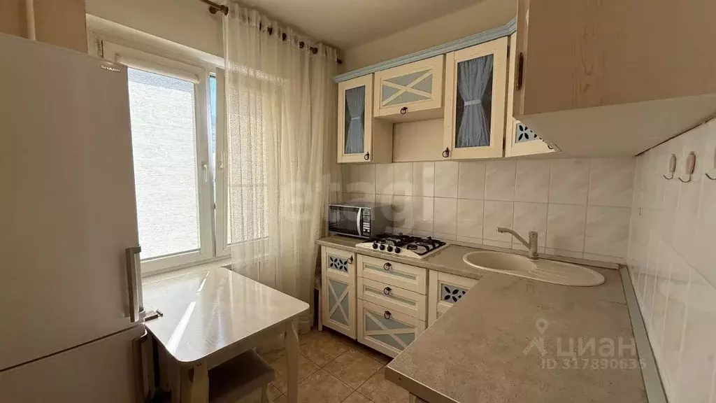 3-к кв. Дагестан, Махачкала ул. Гагарина, 50 (50.0 м) - Фото 0