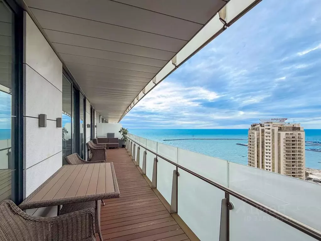 3-к кв. Краснодарский край, Сочи Центральный мкр, ул. Орджоникидзе, 17 ... - Фото 1