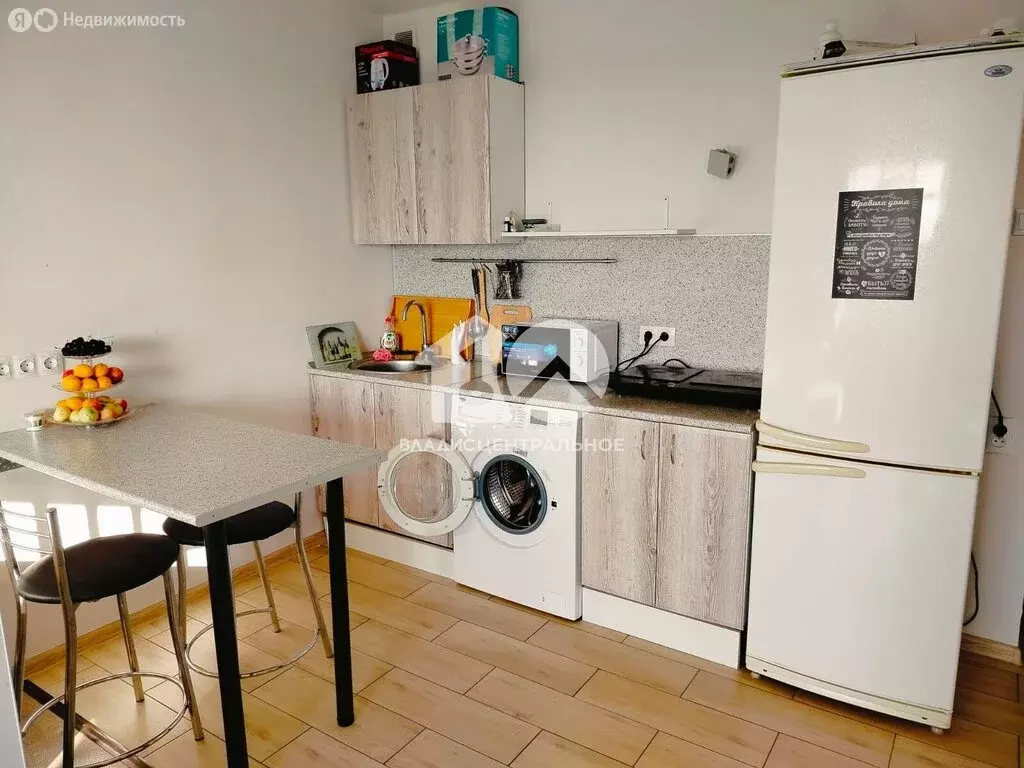 Квартира-студия: Новосибирск, улица Александра Чистякова, 2/1 (34 м) - Фото 0