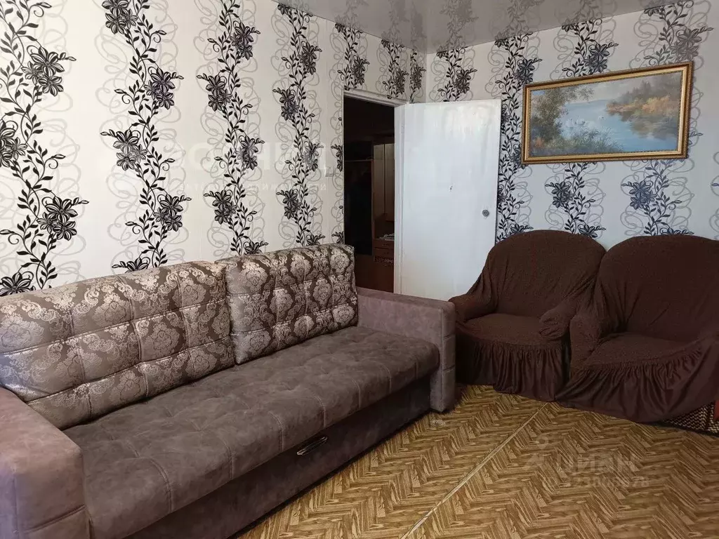 3-к кв. Чувашия, Шумерля Коммунальная ул., 21/1 (67.8 м) - Фото 1