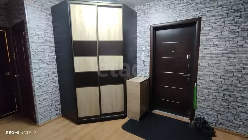 1-к кв. Свердловская область, Нижний Тагил Уральская ул., 13 (50.0 м) - Фото 2