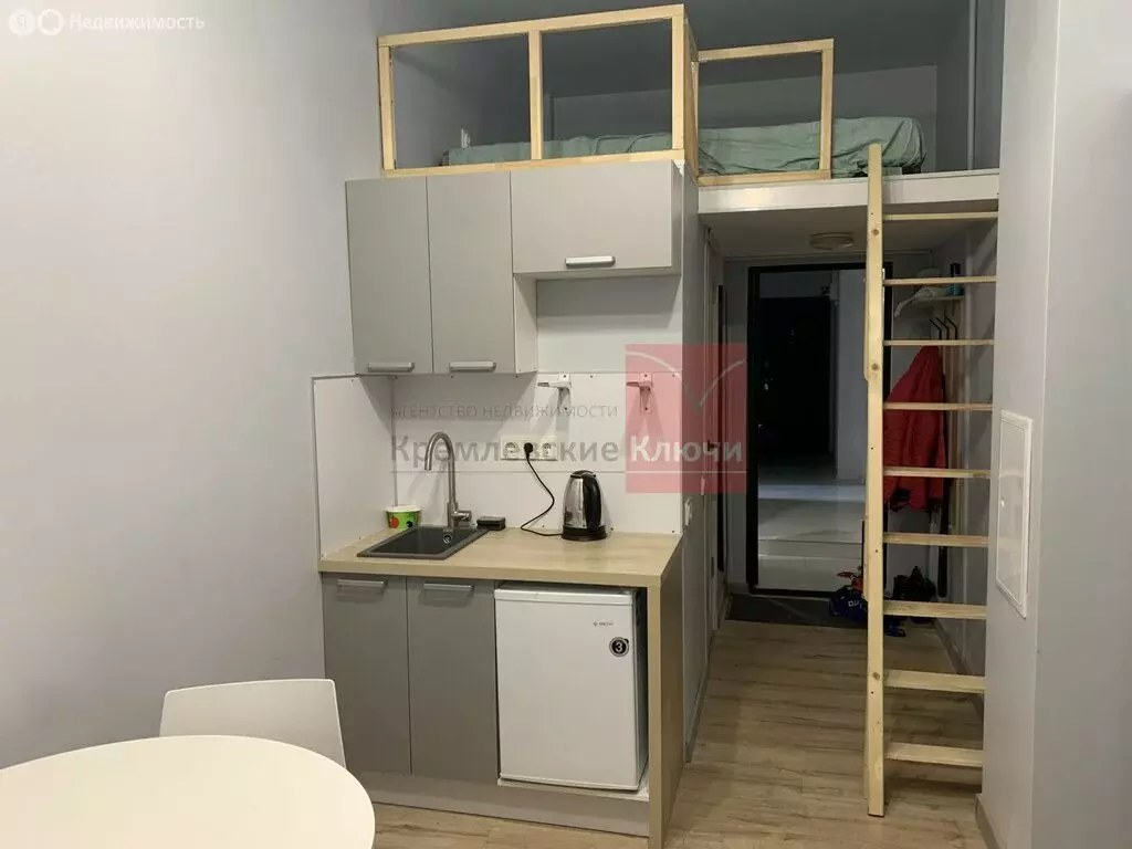 1-комнатная квартира: Москва, улица Земляной Вал, 65 (15 м) - Фото 1