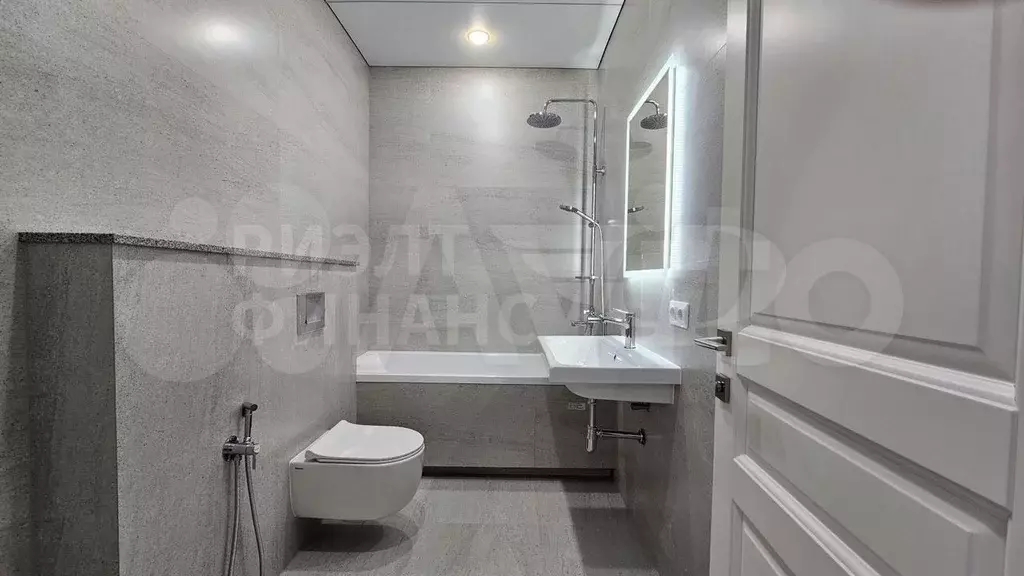 3-к. квартира, 74,3 м, 2/4 эт. - Фото 0