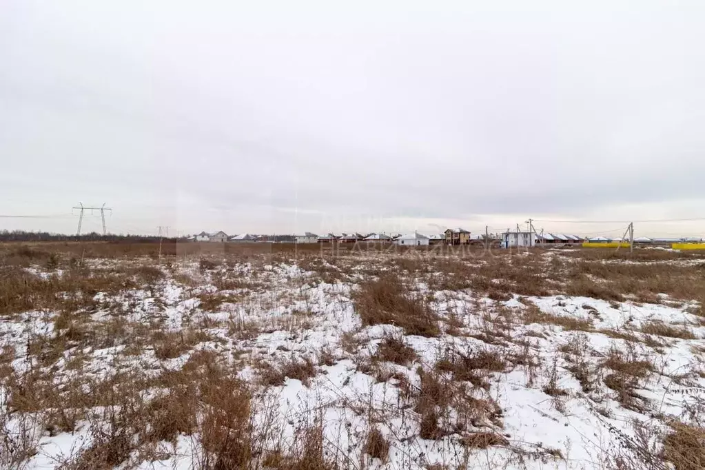 Участок в Тюменская область, Тюмень Казарово мкр, ул. 3-я Новая (6.01 ... - Фото 1
