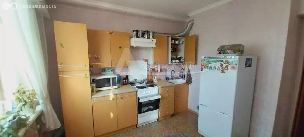 3-комнатная квартира: Минеральные Воды, Кисловодская улица, 30А (71 м) - Фото 1