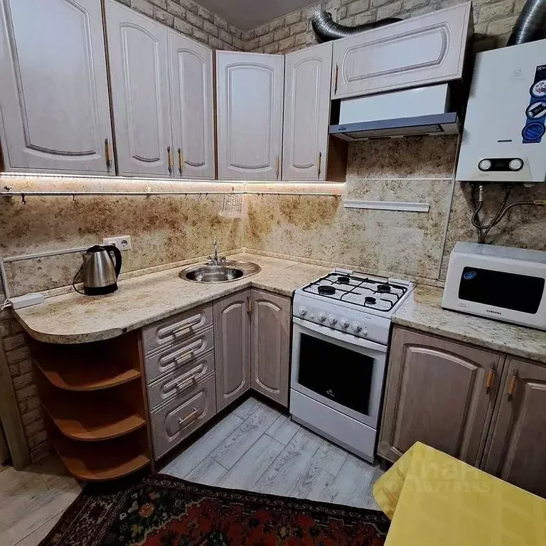 2-к кв. Московская область, Дзержинский Спортивная ул., 13 (45.0 м) - Фото 0