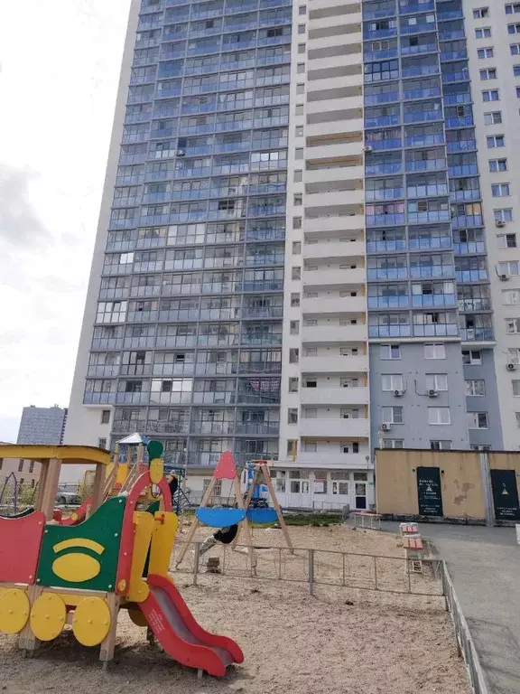 Студия Свердловская область, Екатеринбург ул. Рощинская, 21к2 (24.2 м) - Фото 1