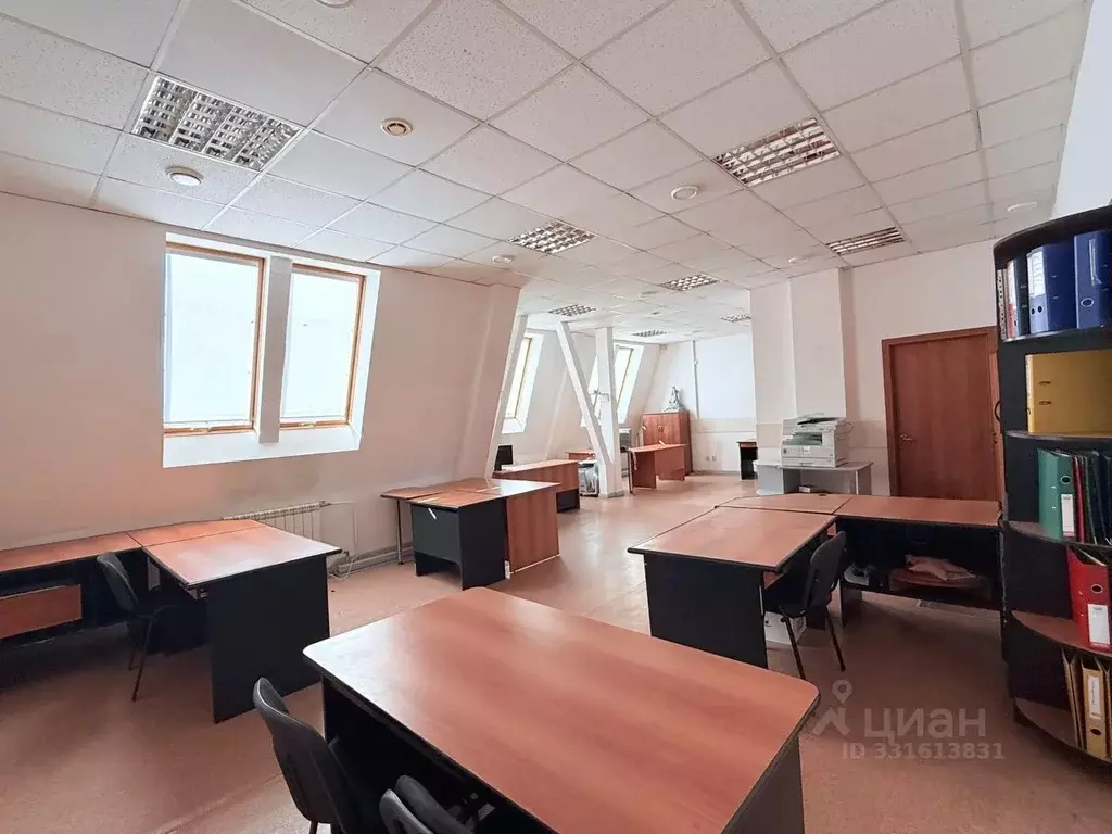 Офис в Челябинская область, Челябинск ул. Ворошилова, 57В (37 м) - Фото 2