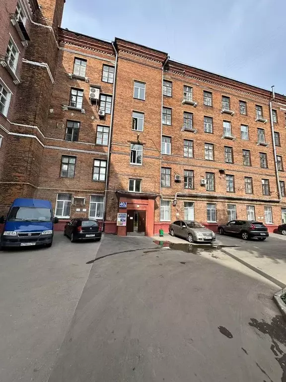 Комната 33,7 м в 1-к., 5/5 эт. - Фото 0