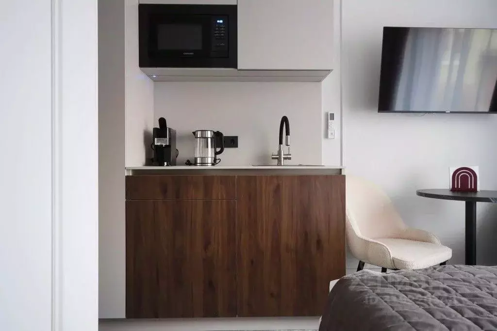 1-к кв. Калининградская область, Калининград ул. Сергеева, 21 (14.0 м) - Фото 2