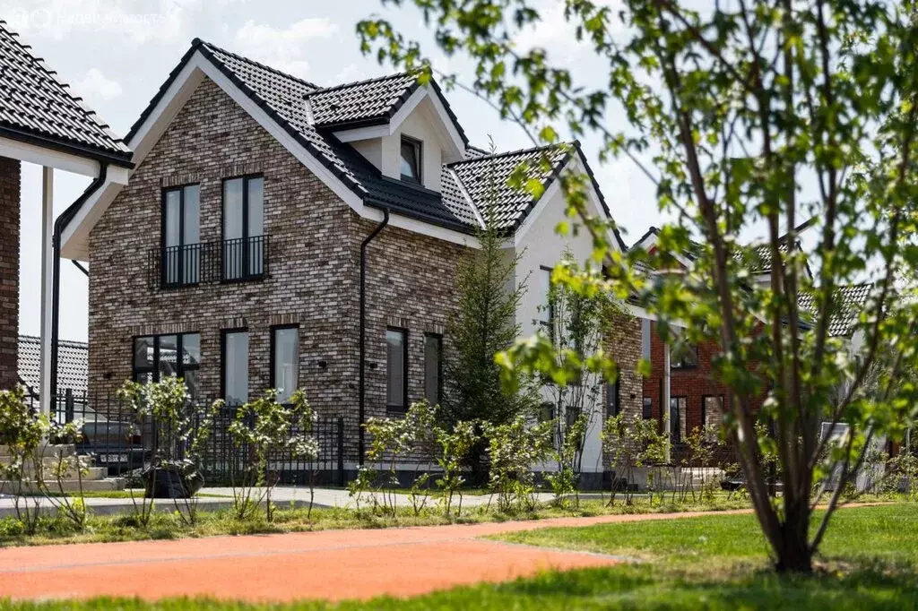 Дом в деревня Булатово, КП Резиденция Булатово (120 м) - Фото 1