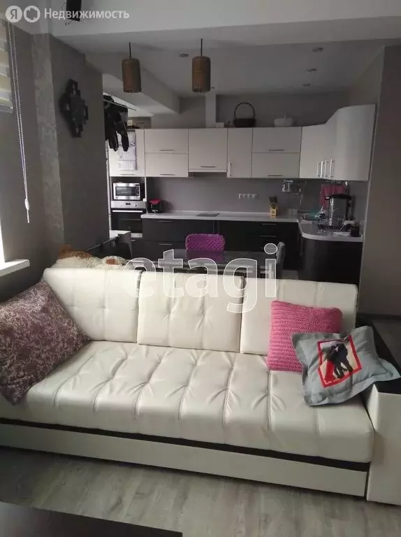 3-комнатная квартира: Южно-Сахалинск, Комсомольская улица, 373В (68.4 ... - Фото 2