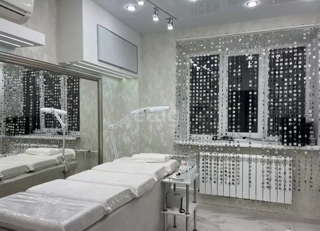 Помещение свободного назначения в Свердловская область, Екатеринбург ... - Фото 2