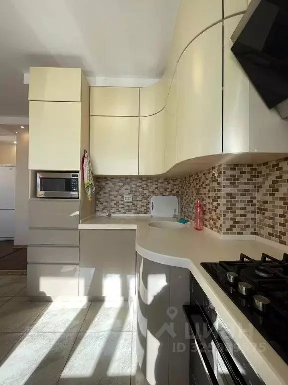 1-к кв. Саха (Якутия), Якутск ул. Каландаришвили, 7 (38.0 м) - Фото 2