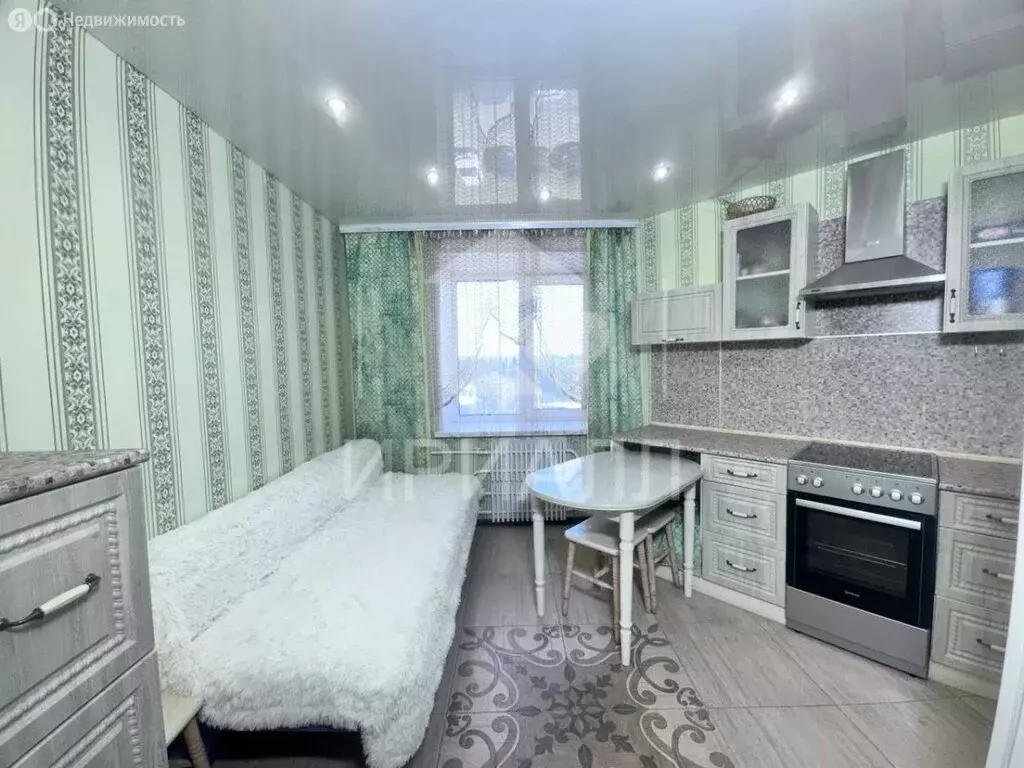 2-комнатная квартира: Железногорск, Заводской проезд, 1 (61.5 м) - Фото 0