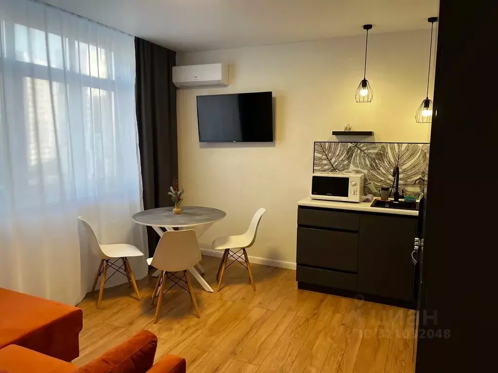 1-к кв. Тюменская область, Тюмень ул. Газовиков, 73к1 (33.0 м) - Фото 1