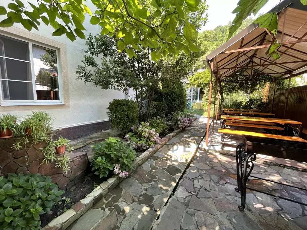 Дом в Краснодарский край, Туапсинский муниципальный округ, с. Ольгинка ... - Фото 2