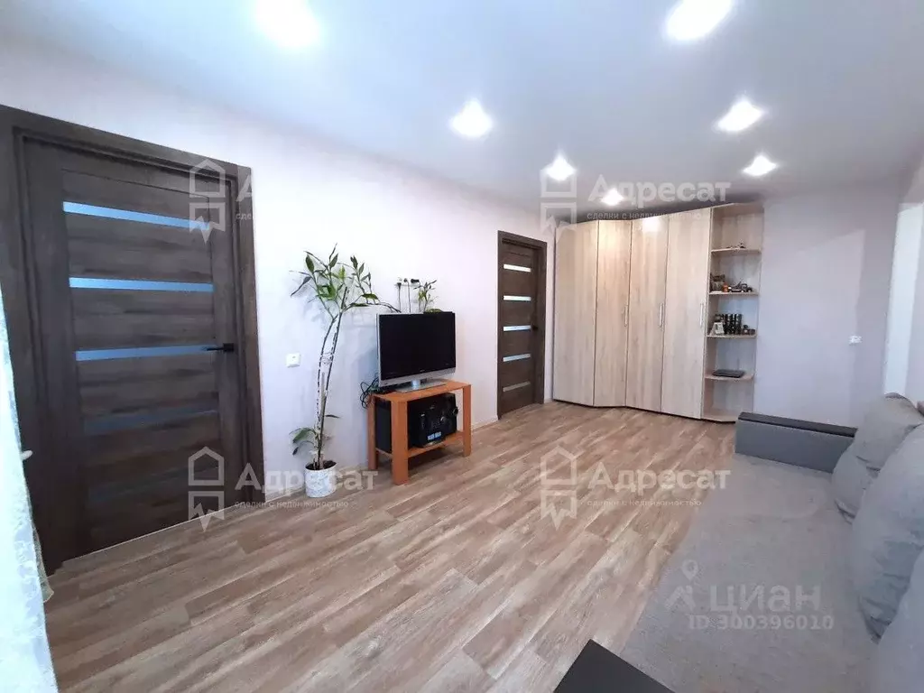 4-к кв. Волгоградская область, Волгоград ул. Академика Королева, 3 ... - Фото 1