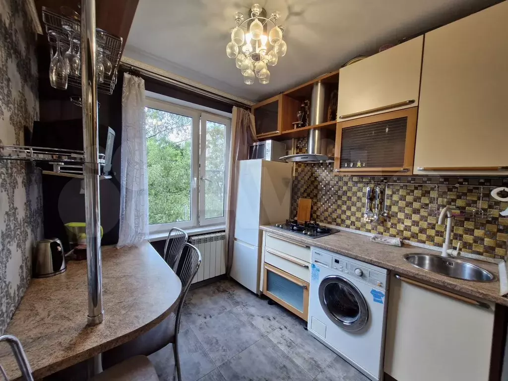 3-к. квартира, 52 м, 6/9 эт. - Фото 1