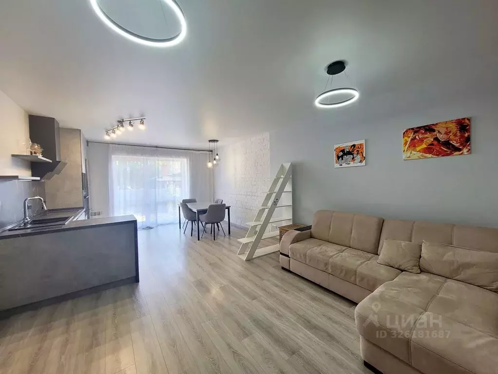 Таунхаус в Кировская область, Киров ул. Пушкина, 15 (140 м) - Фото 1