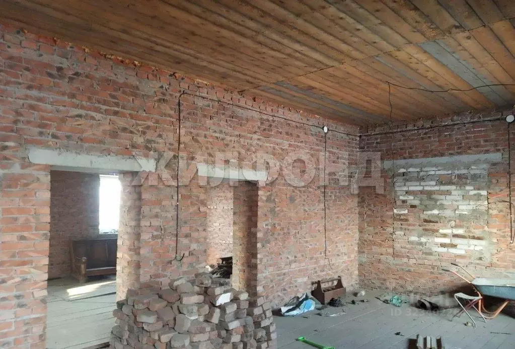 Дом в Хакасия, Усть-Абаканский район, с. Калинино ул. Привольная (94 ... - Фото 2