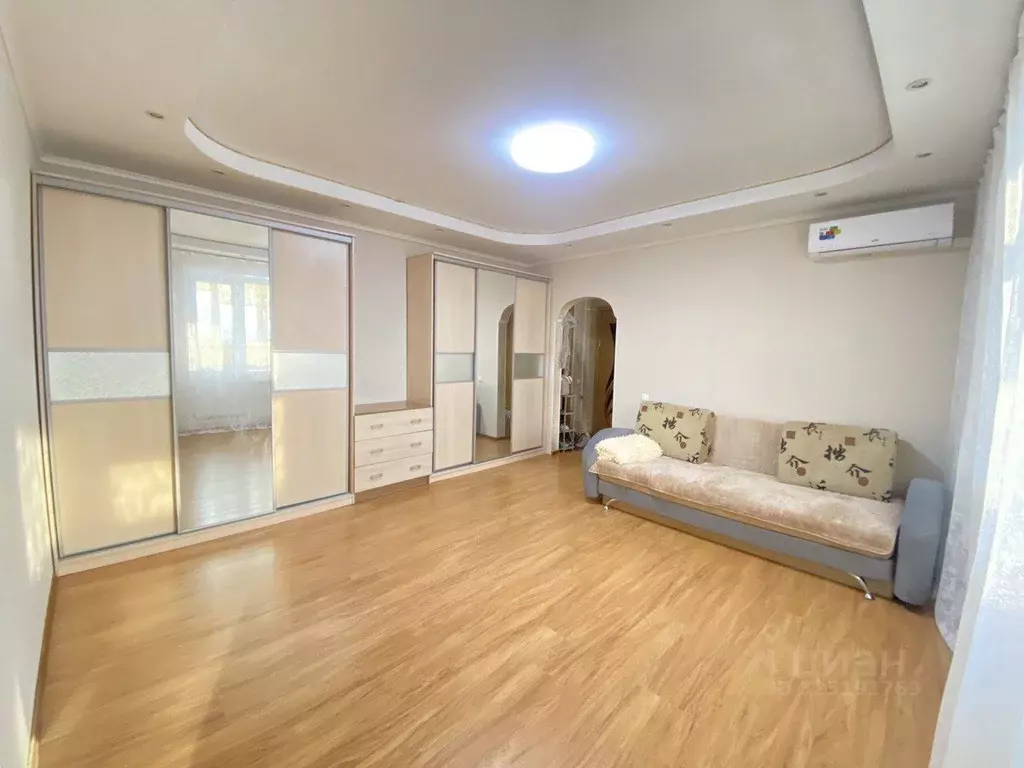 1-к кв. Алтайский край, Барнаул Прямой проезд, 6 (34.1 м) - Фото 1